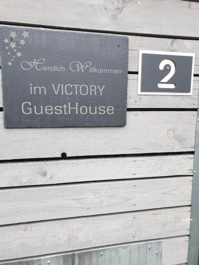 Victory Guesthouse - Handwerker Pension Bielefeld Exterior photo